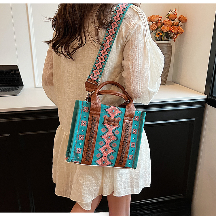 2025 Autumn/Winter New Trendy Design Bohemian Style Light Luxury Retro clean Canvas Design Large bag Capacity Handbag Designer Bag