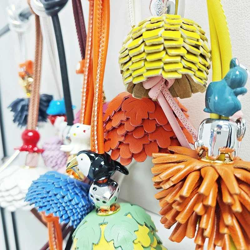 Pendant for She Brass KeychainDigital Steel Bead Pendant for PurseCarBackpack Decor Independent Design Y250925s