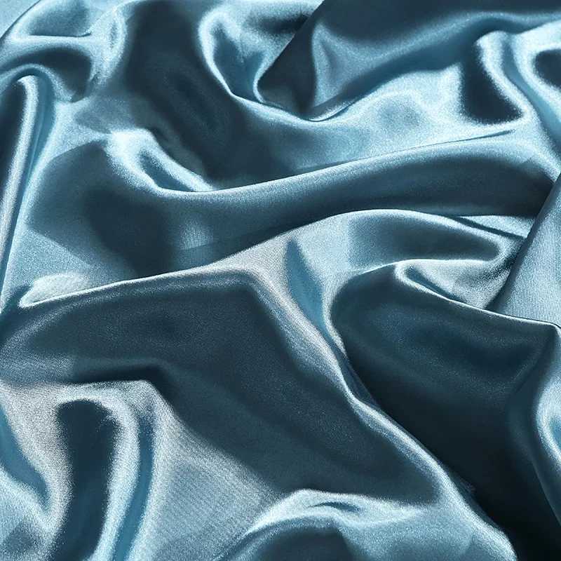 Silk Bedding Set with Duvet Cover FittedFlat Bed Sheet Pillowcase Luxury Satin Bedsheet Solid Color King Queen Twin Size Z250925