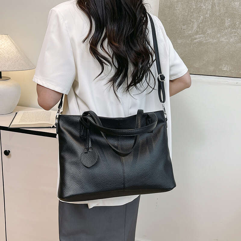 2025 Designer Bags New Large Capacity with High-End Feel Underarm Single Shoulder Crossbody Tote Bag for Women