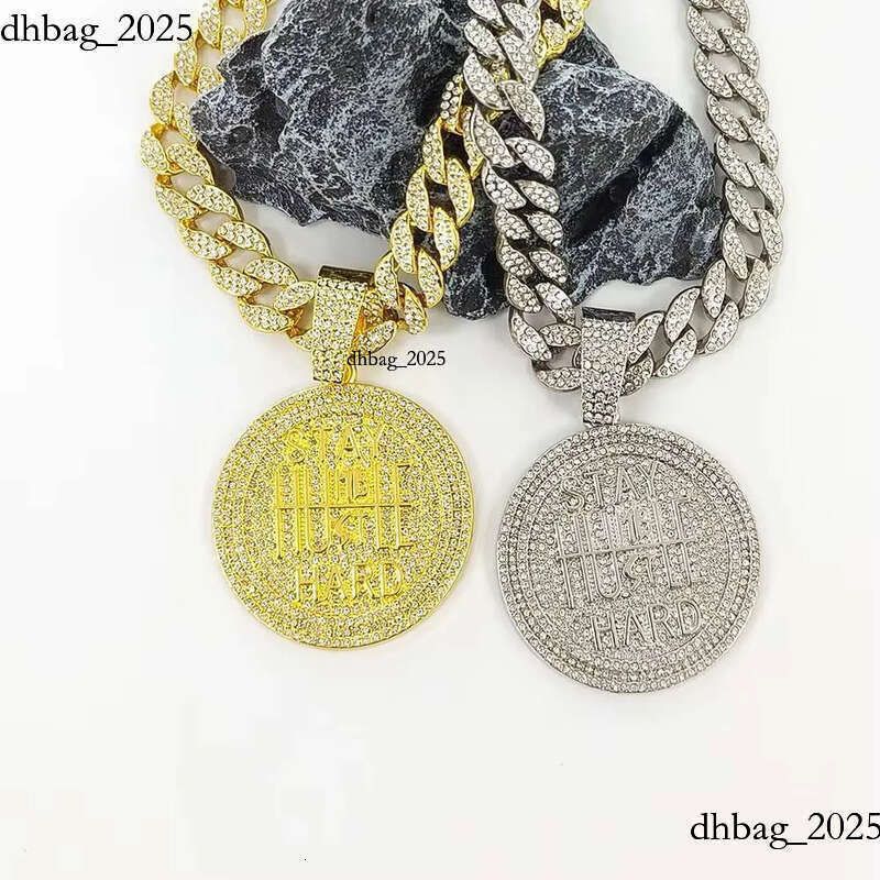 DHcollections Miami Chain Necklace With Pearl - Alloy Pendant For Various Ocns