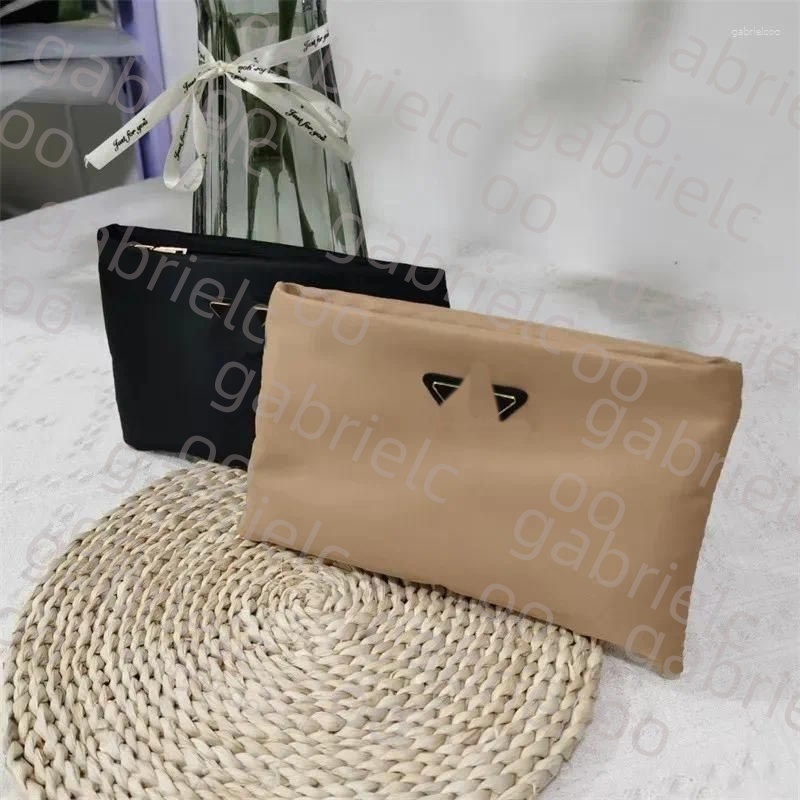 Cosmetic Bags Designer Women Organizer Makeup Bag Travel Pouch Fashion Toiletry Make Up Ladies Cluch Purses