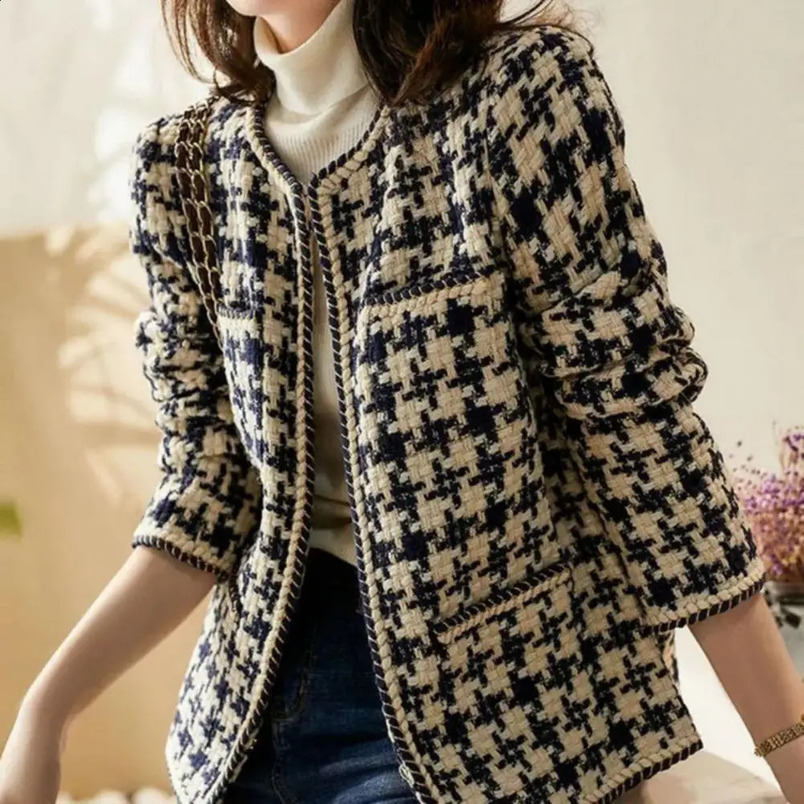 Vintage early autumn tweed womens jacket elegant and graceful womens black and white tweed womens winter cardigan 240906