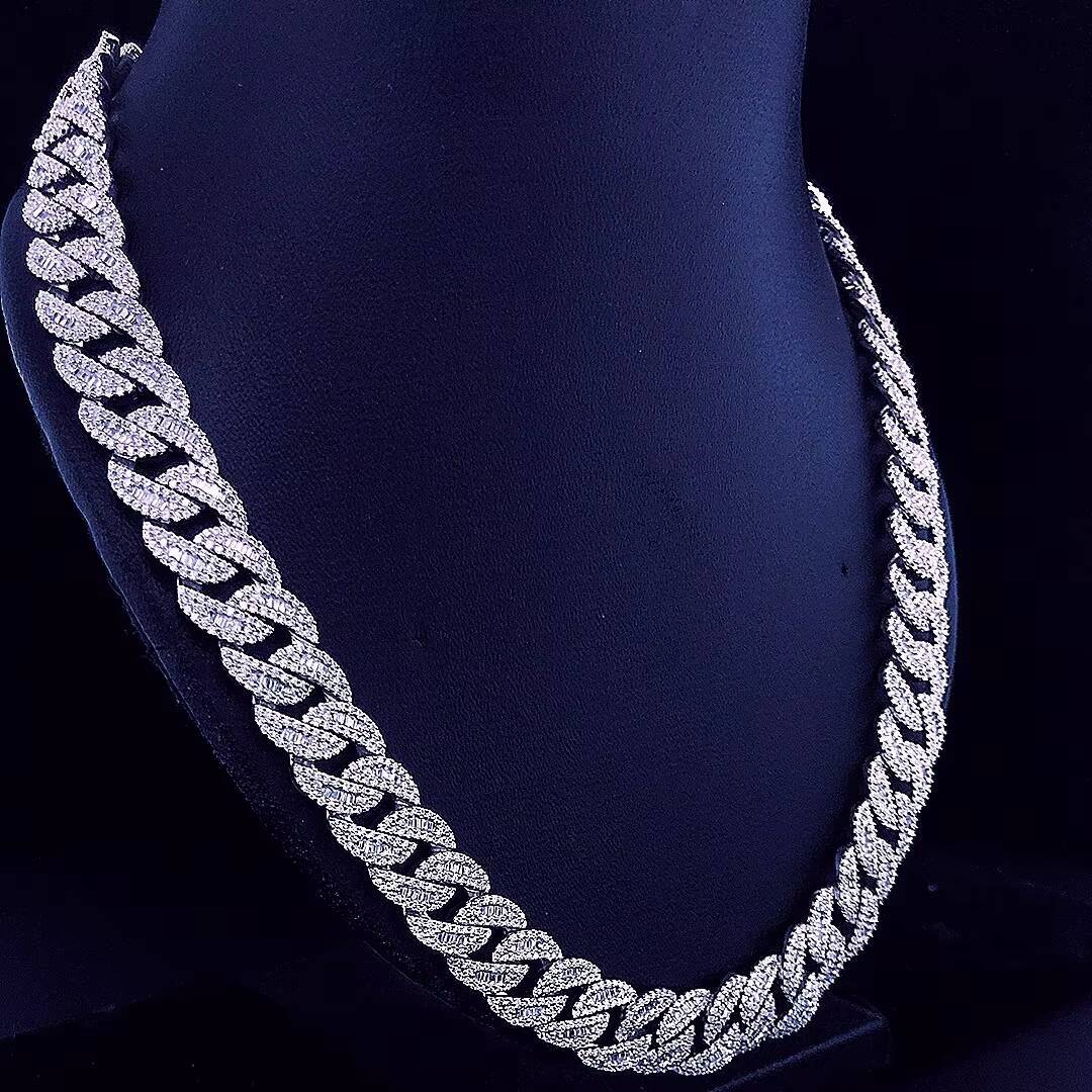 Customized Trendized 8mm Infinity Symbol Star High Quality 10KT Solid Yellow Gold Link Fashion Necklaces with Lab Grown Moissanite Stones