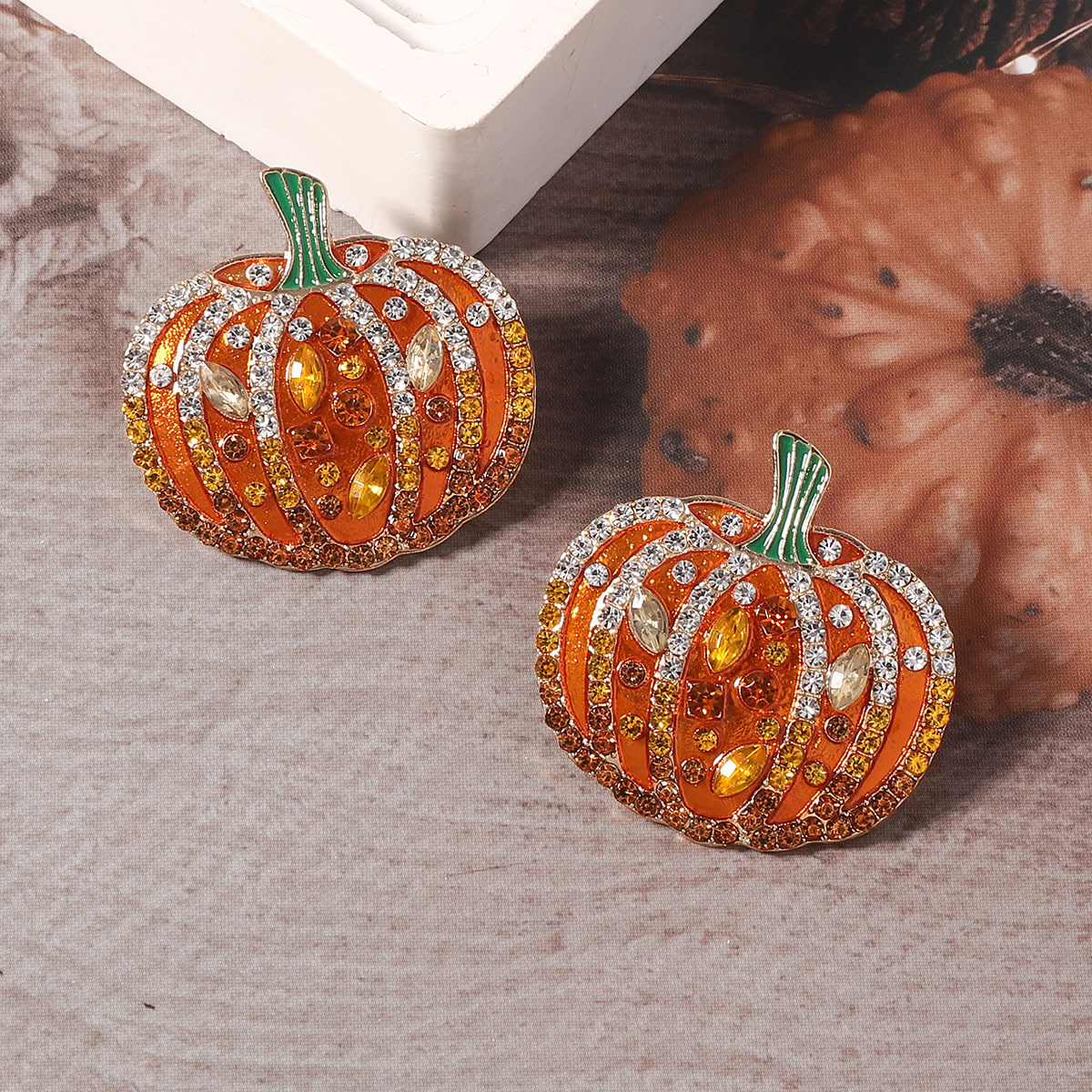 Personalized Creative Alloy Statement Rhinestone Pumpkin Earrings Light Luxury Fresh Style, Women's Cute Pumpkin Earrings