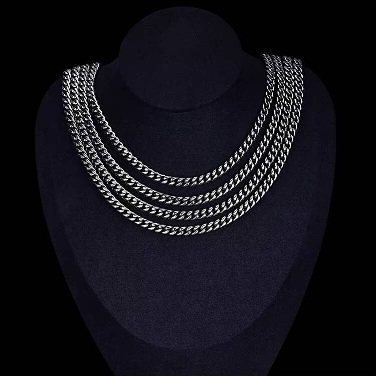 New Trendy Quality Cool Design Men Women Miami Cuban Link Chain Brass Moissanite Main Stone Gold for Hip Hop for Gift