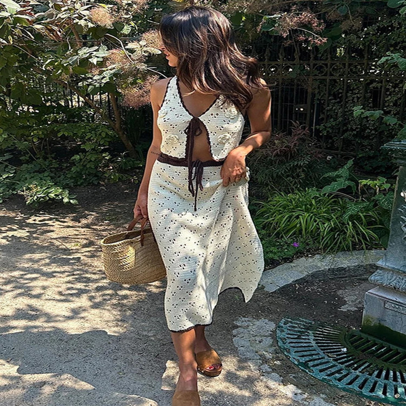 Knitted lace cardigan skiing set hollow Vneck sleeveless brushed mild knit top long twopiece 240810