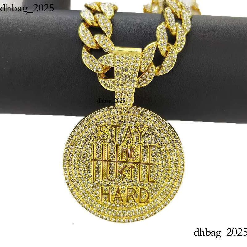 DHcollections Miami Chain Necklace With Pearl - Alloy Pendant For Various Ocns