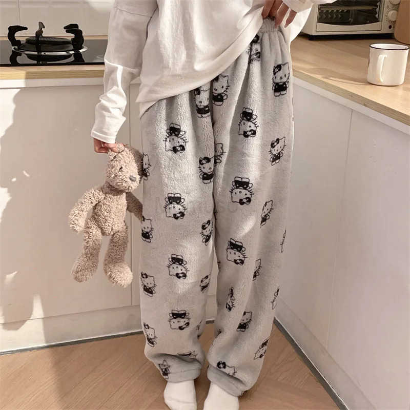 Sanrio Hello Kitty printed pattern with flannel sleeping pants for women warm autumn and winter pants home wear casual pants L250925