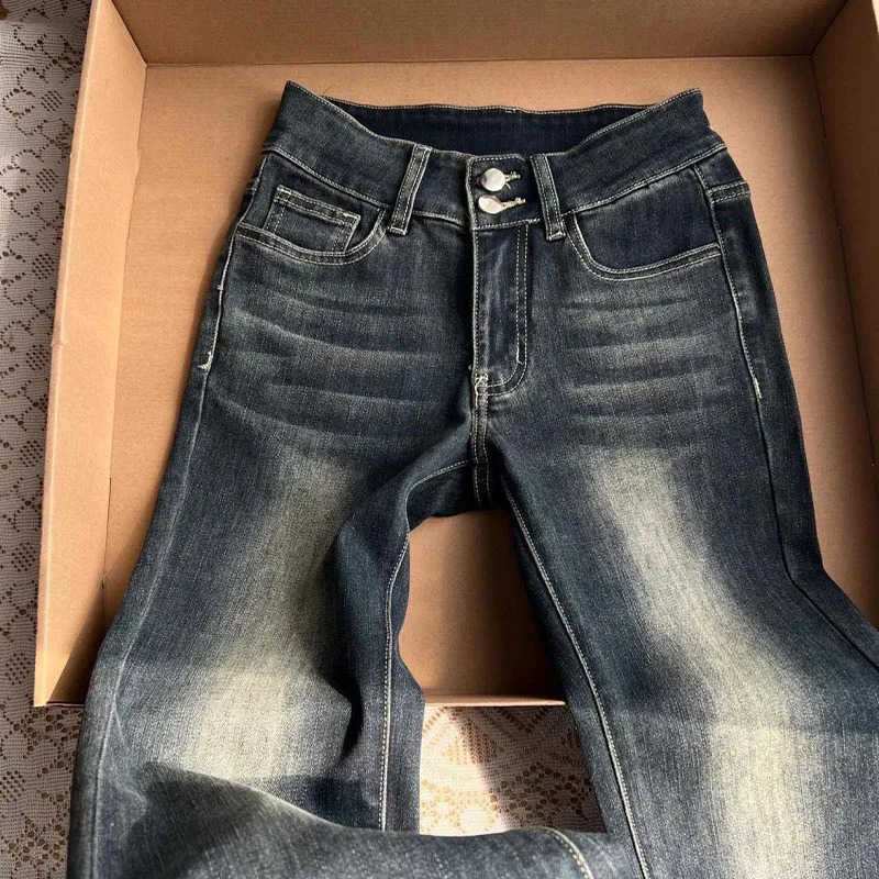 Sanrio Hello Kittys Jeans Cartoon Embroidery Denim Women Y2K High Waist Wide Legs American Retro Pant Casual Streetwear Trousers L250925