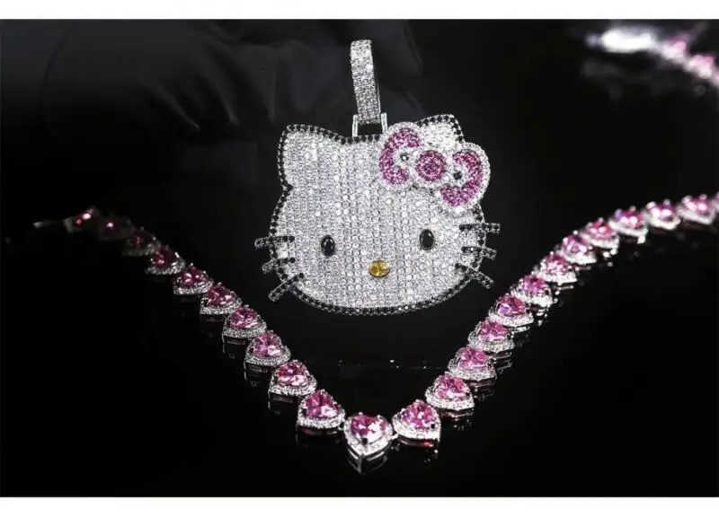 Sanrio Hello Kitty Full Diamond Pendant Light Luxury Necklace Niche Design Collarbone Chain Couple Cuban Chain Gifts Shiny Decoration H251106