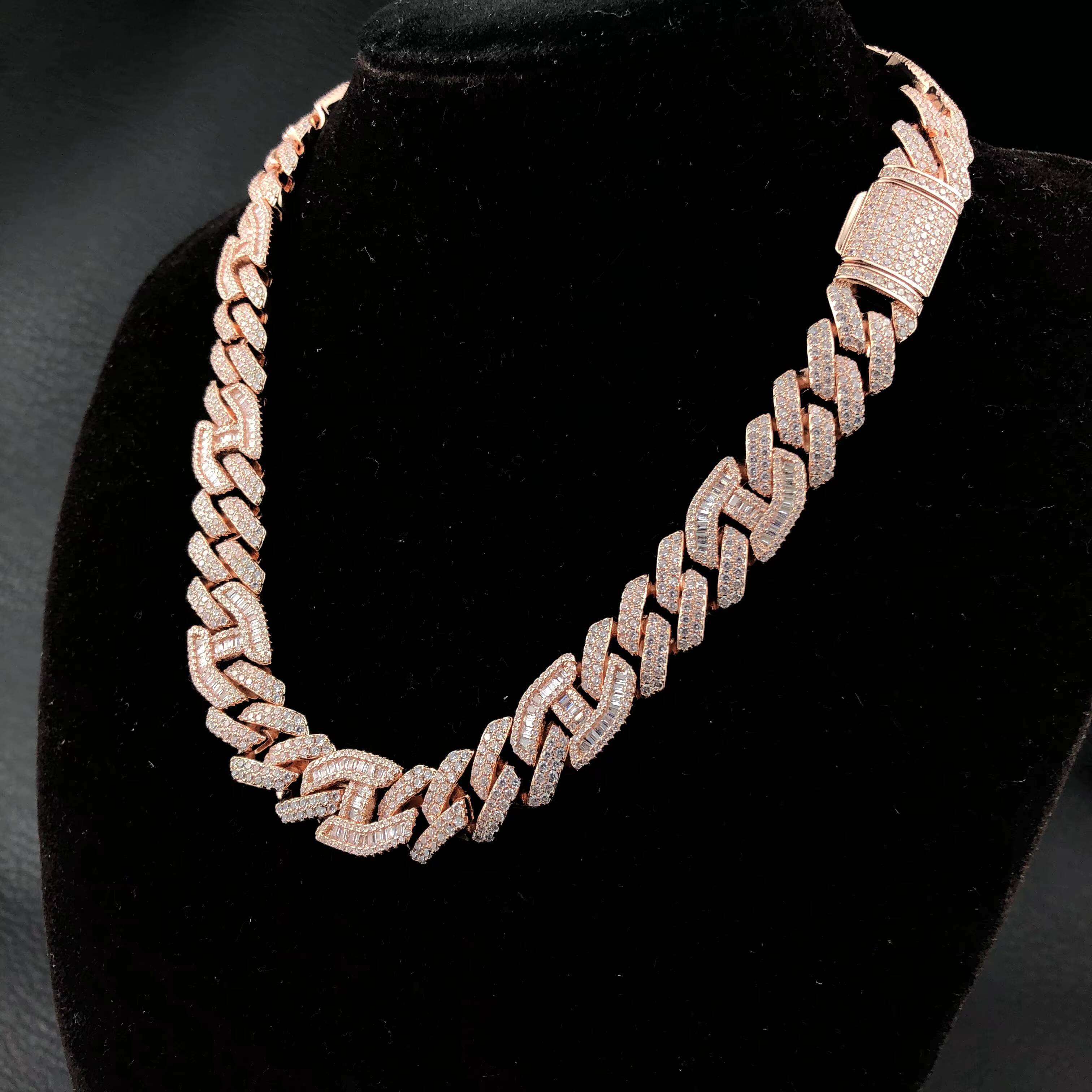 YSS Jewelry 15mm Prong Baguette GuccE Curb Chain Necklace