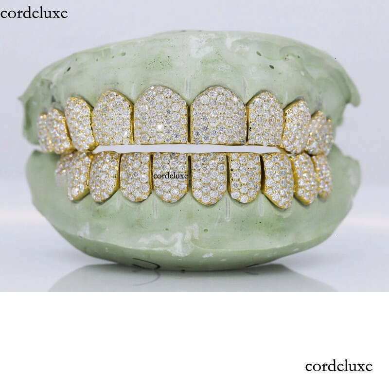 Vvs Moissanite Iced Out Sier Custom Made Gold Teeth Hip Hop Round Brilliant Cut Dia Grillz With Mold Kit f2