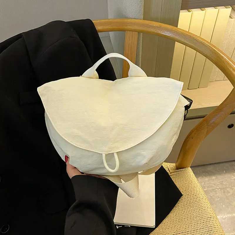 Women Hobos Crossbody Bag Soft Solid Color Flap Closure Adjustable White Strap Roomy Capacity Stylish Everyday Shoulder Purse Z250918