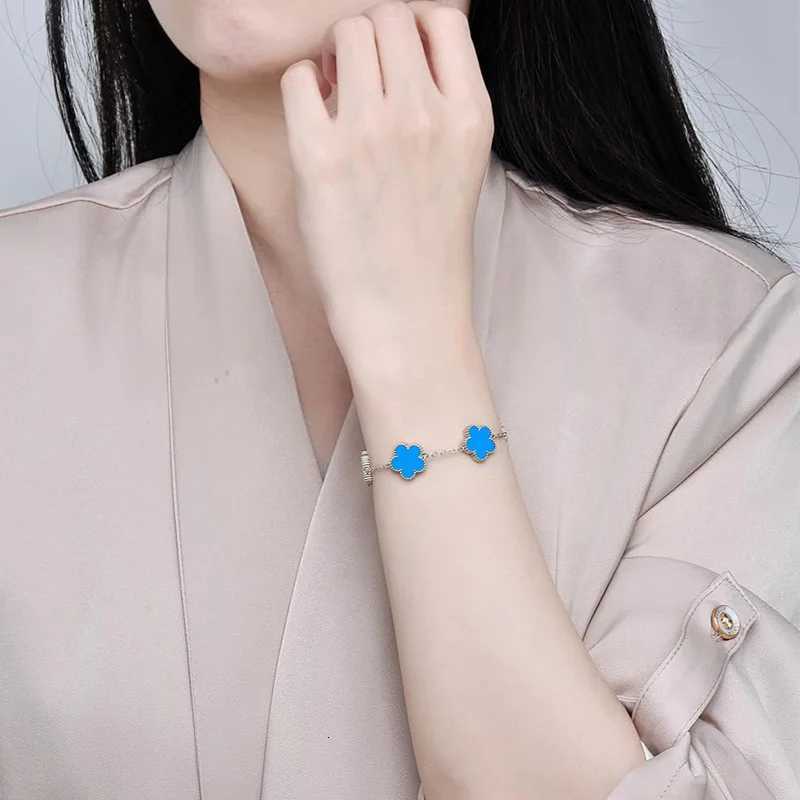 New Lucky Five Leaf Flower Plated Silver Color Clover Jewelry Stainless Steel Bracelet Exquisite Party Accessories GiftXJ250925