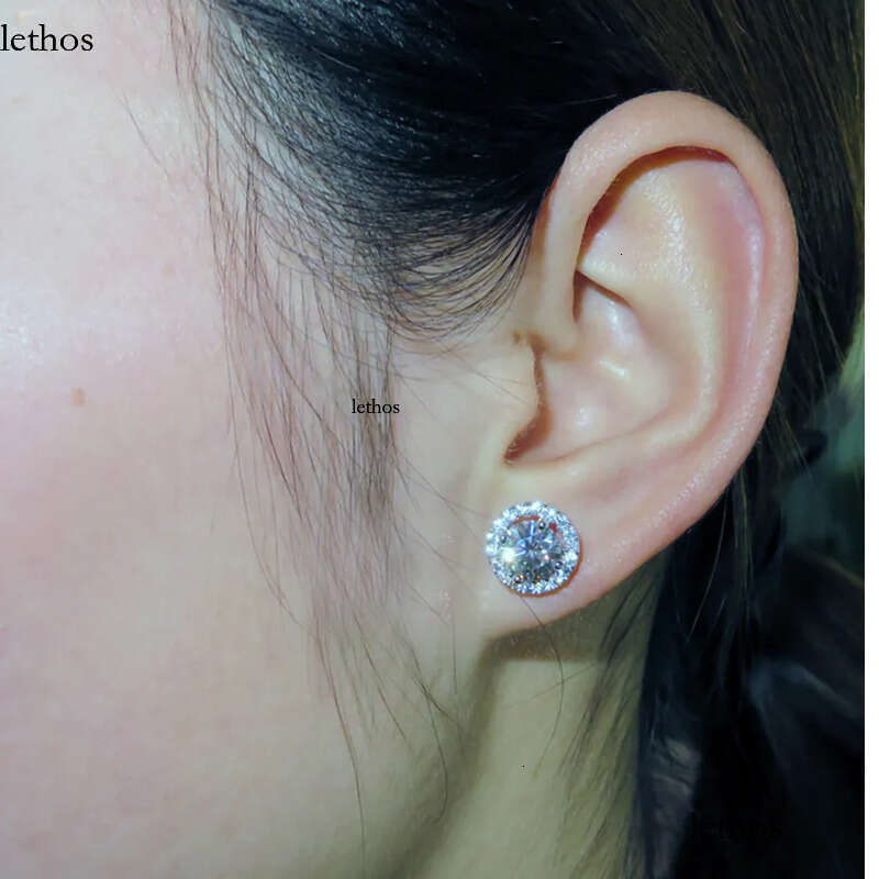 Classic Sterling Sier Stud 4mm Round Simulated Dia Earrings for Women Men Jewelry2024 e3