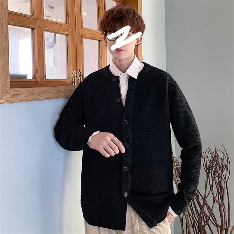 Mens Knit Winter Coats for Korean Fashion Trends Cardigan Oversized Button Sweater Crewneck Harajuku Streetwear Vintage Clothing 210929