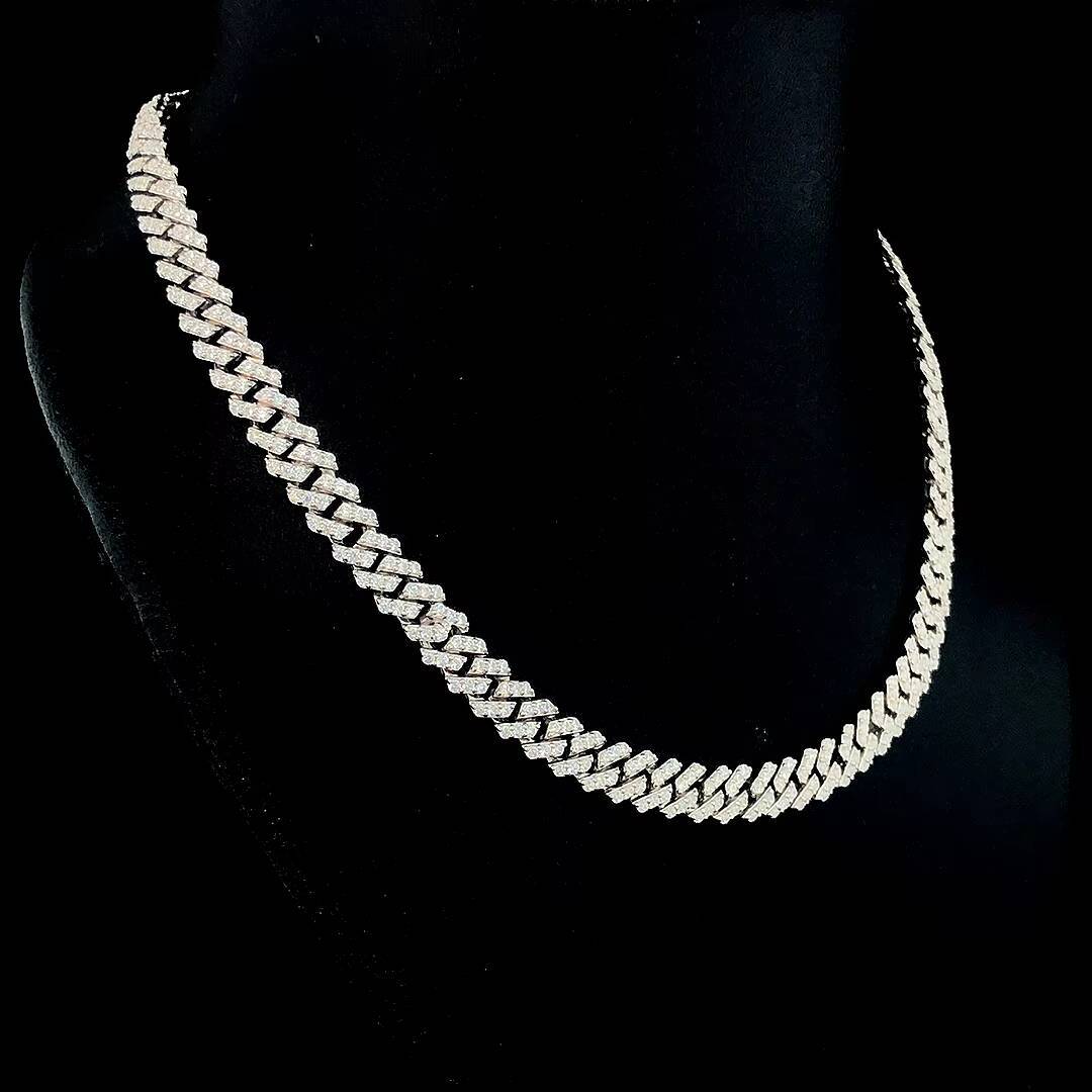 Mens Iced Out Bling Cuban Link Necklace Moissanite Hip Hop Style Moissanite Chain for Parties Fashionable Neck Chains