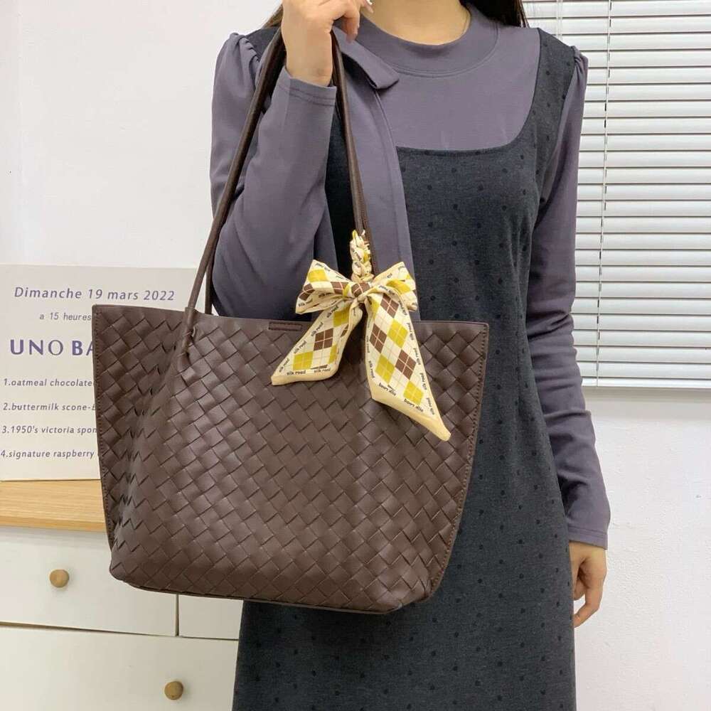 Luxury bag Large Capacity Tote Handheld Underarm Genuine Leather Mother-Daughter Single Shoulder Woven Bag Z260124