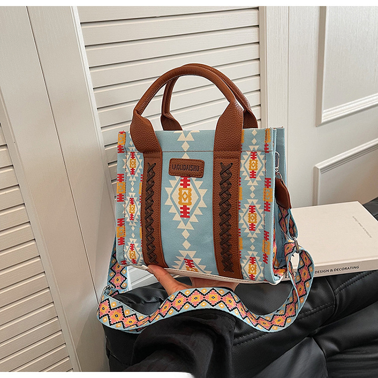 2025 Autumn/Winter New Trendy Design Bohemian Style Light Luxury Retro clean Canvas Design Large bag Capacity Handbag Designer Bag