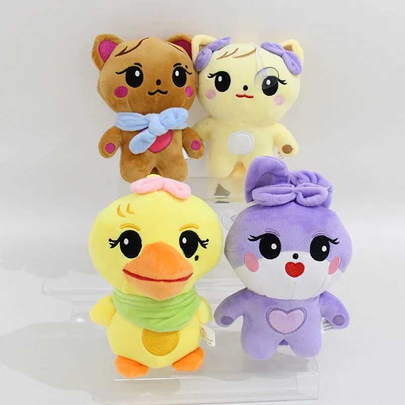 New 20cm BornPink Kpop Plush World Tour BlackPink JISOO JENNIE ROSE LISA Stuffed Plushie Pillow kwaii Pendants for Fans Gifts C250925