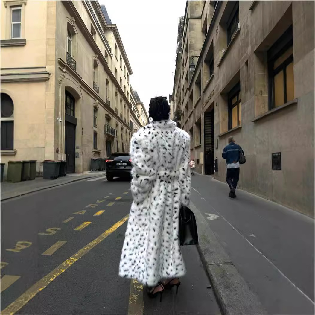 Winter Womens Suit Collar Fox Fur Coat Long Loose Warm Trench Coat 250925