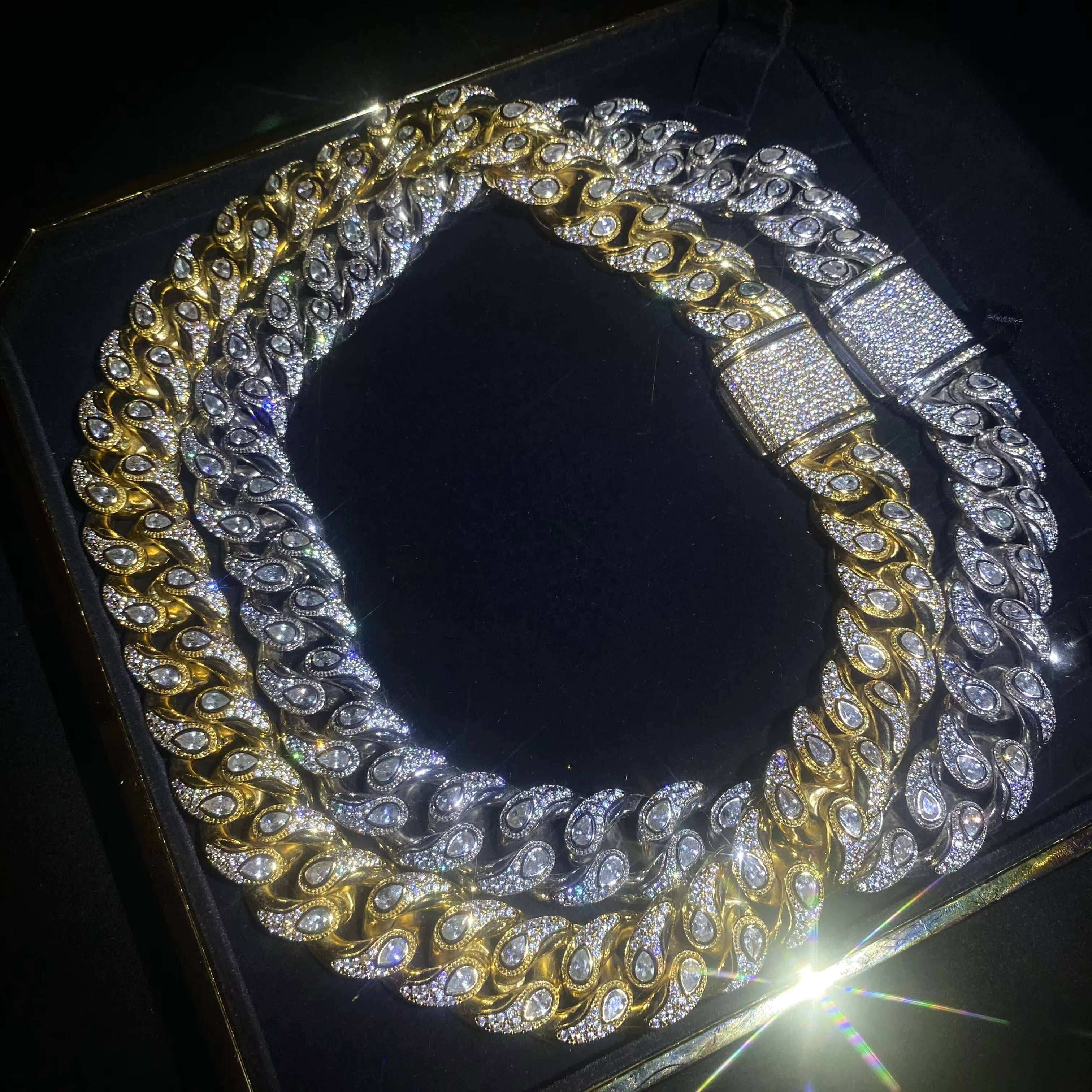 YSS JEWELRY 925 Silver 19mm Snake Eye Cuban Chain