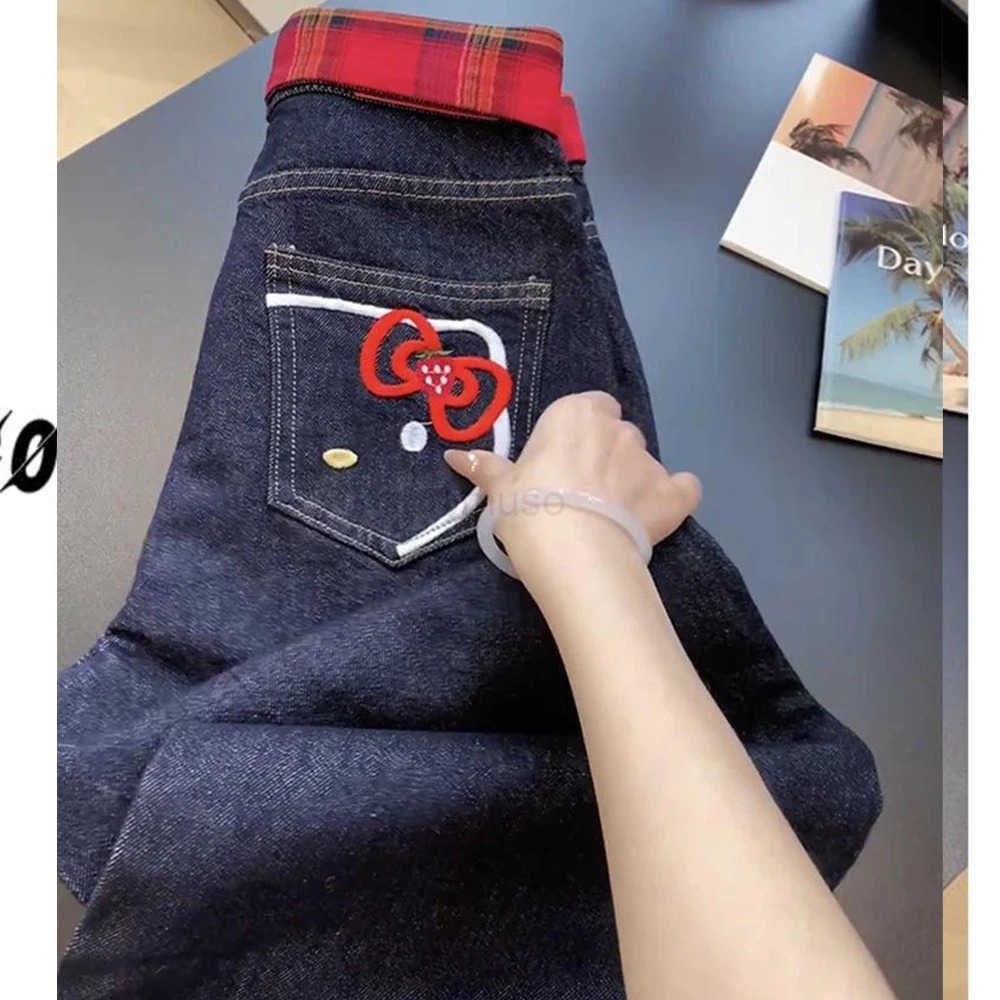 Sanrio 2025 New Long Pants Sweet American Hot Girls Hello Kitty Cat Embroidered Jeans Cute Womens Black Straight High Waist Wide Legs L250925