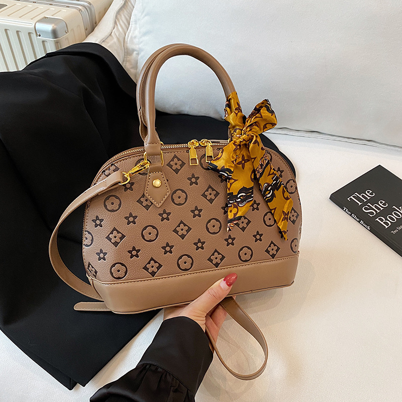 Designer bag free shipping Autumn new fashionable soft surface embossed single shoulder crossbody shell bag for woman