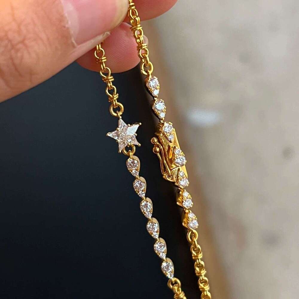Bracelet Designer Luxury jewelry for women alloy plated with 18K gold men Four-Pointed Star Shiny high quality Elegant Exquisite Festival Vacation Gif