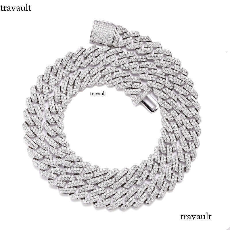 Sier Fine Jewelry Fashion Bracelet Chic Cuban Link Chain with Moissanite Elegant and Stylish Accessor