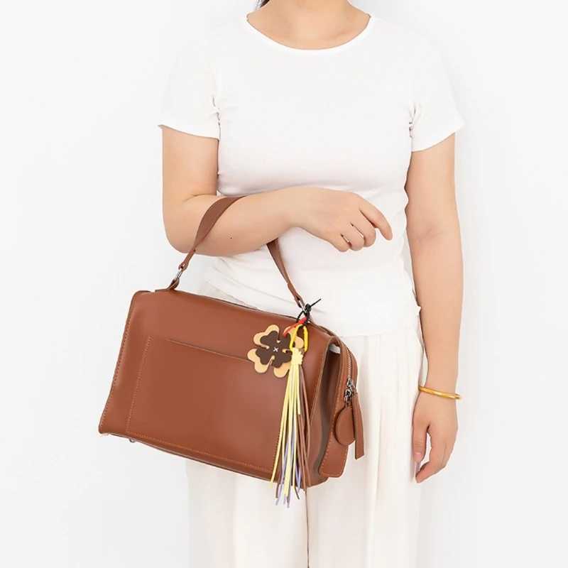 5asd Tren Braided Tassels Keychain Stur Corduroy Bag Charm For ryday Use Y250925u