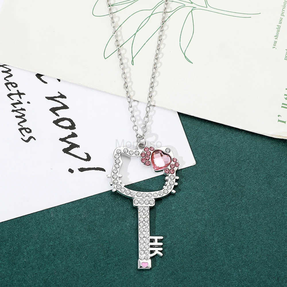 Sanrio Hello Kitty Necklace Anime Pink Peach Heart Crystal Cat Key Pendant Jewelry Gift for Fans L250925