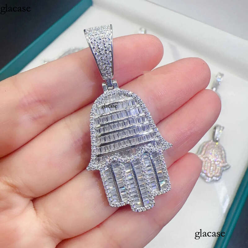 Hip Hop Jewelry Sterg Sier VVS Moissanite Iced Out Hamsa Hand Pendant for Men Pass Dias Tester with GRA Certificate
