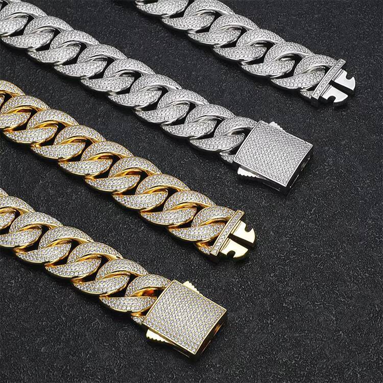 JWY New Customized Trend Mens Jewelry 18mm Iced Out Cuban Link Chain Necklace Gold Plated Brass with Moissanite Charm