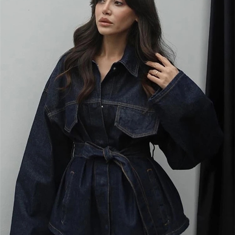Fashionable collar denim jacket with belt suitable for women single chest long sleeved shirt Coats Street womens Chic Street denim top 250317