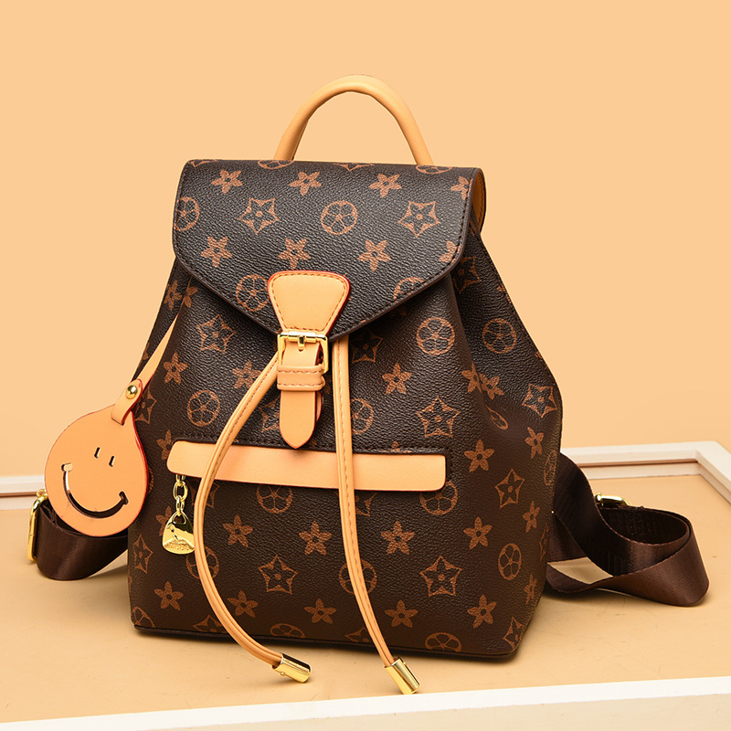 Free shipping designer bag New texture fashionable casual and trendy commuting printing backpack for women