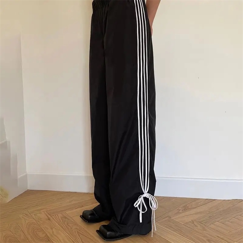 Deeptown Y2k Black Sport Sweatpants Women Summer Jogging Korean Fashion Striped Pants Tracksuit Straight Trousers Streetwear 240530