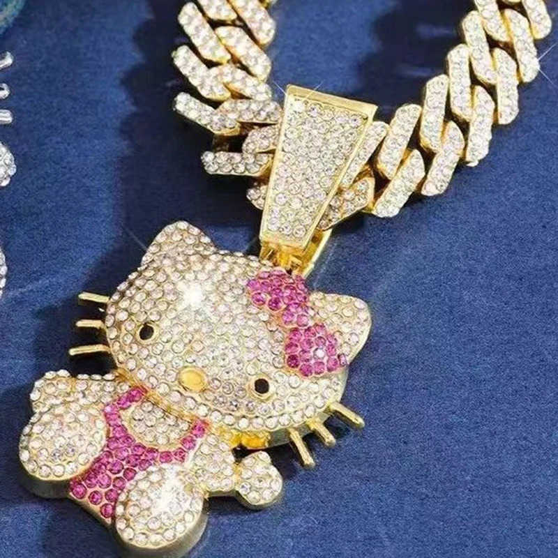 Sanrio 2025 Hello Kitty New Necklace Trendy and Fashionable Full Diamond Neck Pendant Cute and Overwhelmed Nightclub Rap Choker Present L250925