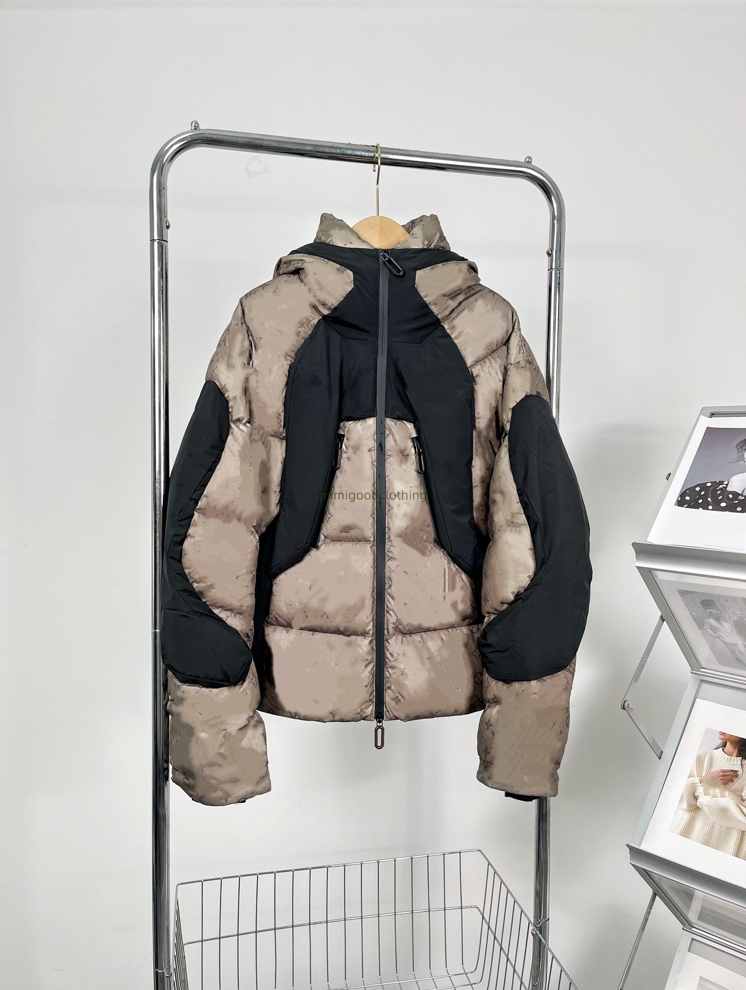 Fall Winter Loose Men's Down Jacket with Warm-Feel Color-Changing Print Down Coat Warm and Fashionable Top with Hood M-3XL Top Quality