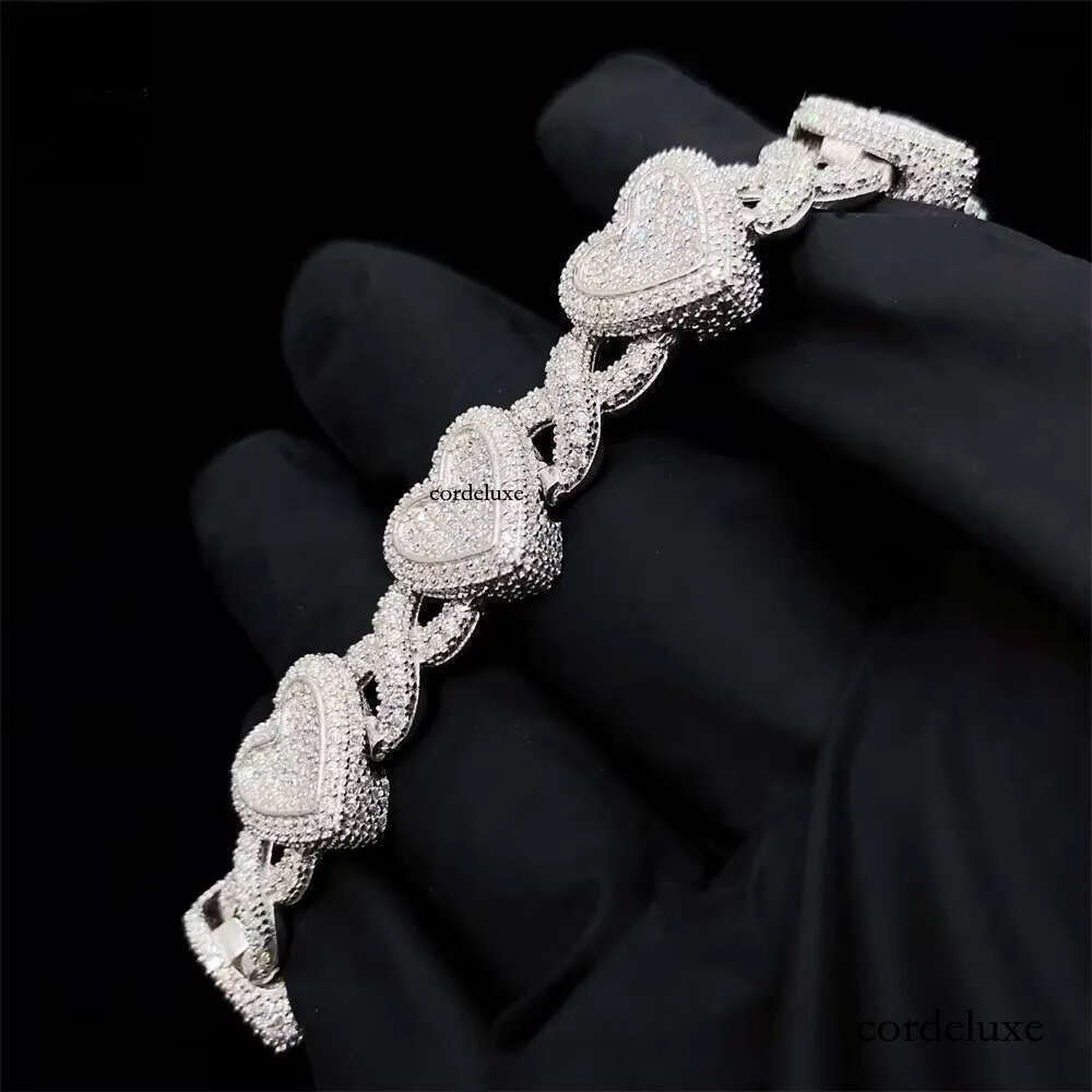 Fashion Men and Women Moissanite Cuban Link Sier Iced Out Heart Shape Hiphop Bracelet Best Gift 68