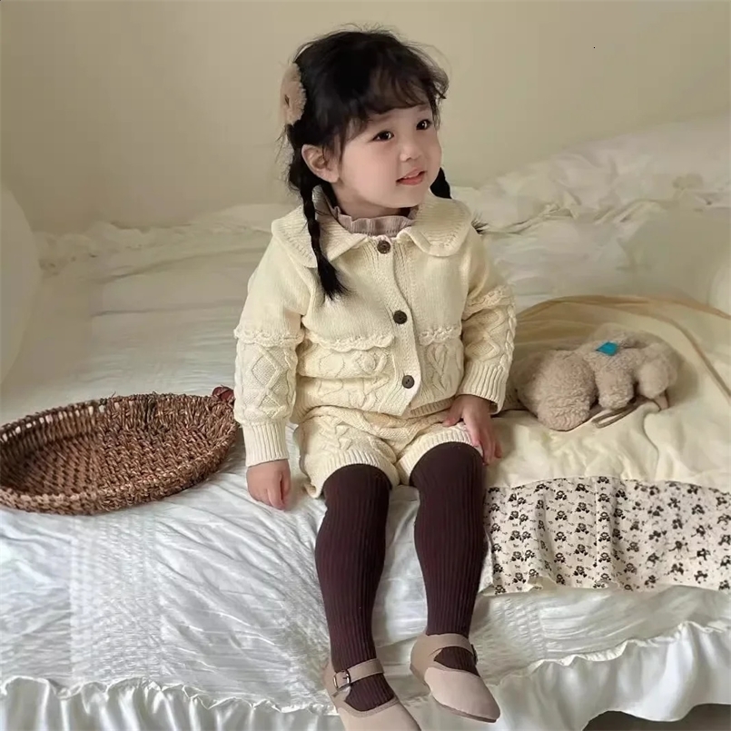 4280 Buy 2pcs Wholesale Baby Knitted Sweater Suit Autumn and Winter Twist Hook Retro Girls Suit SweaterShort 2pc Set 240913