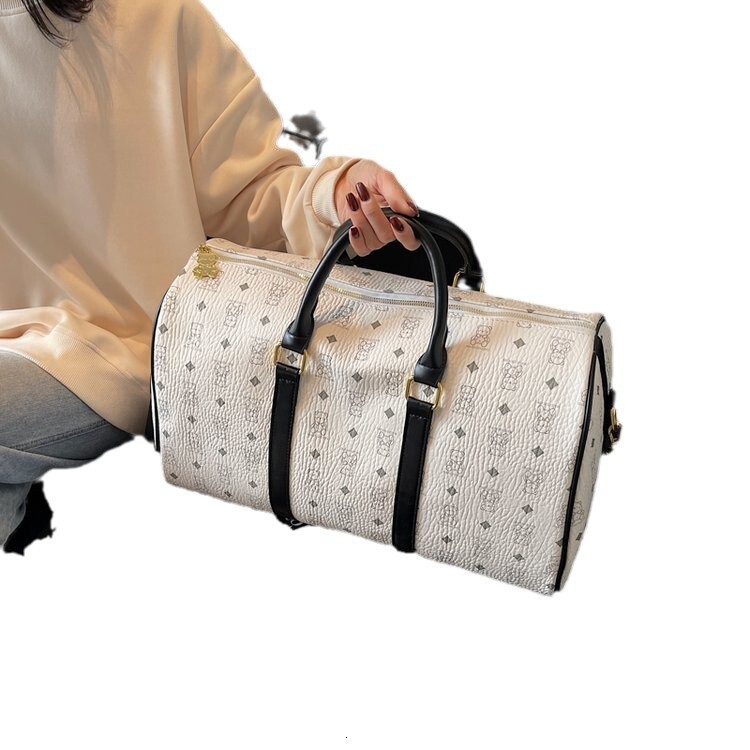 Designer Bag Luxury Bag New Men's Shoulder And Women's Large Capacity Shoulder Bag Handheld Business Short Distance Travel Fitness Luggage S