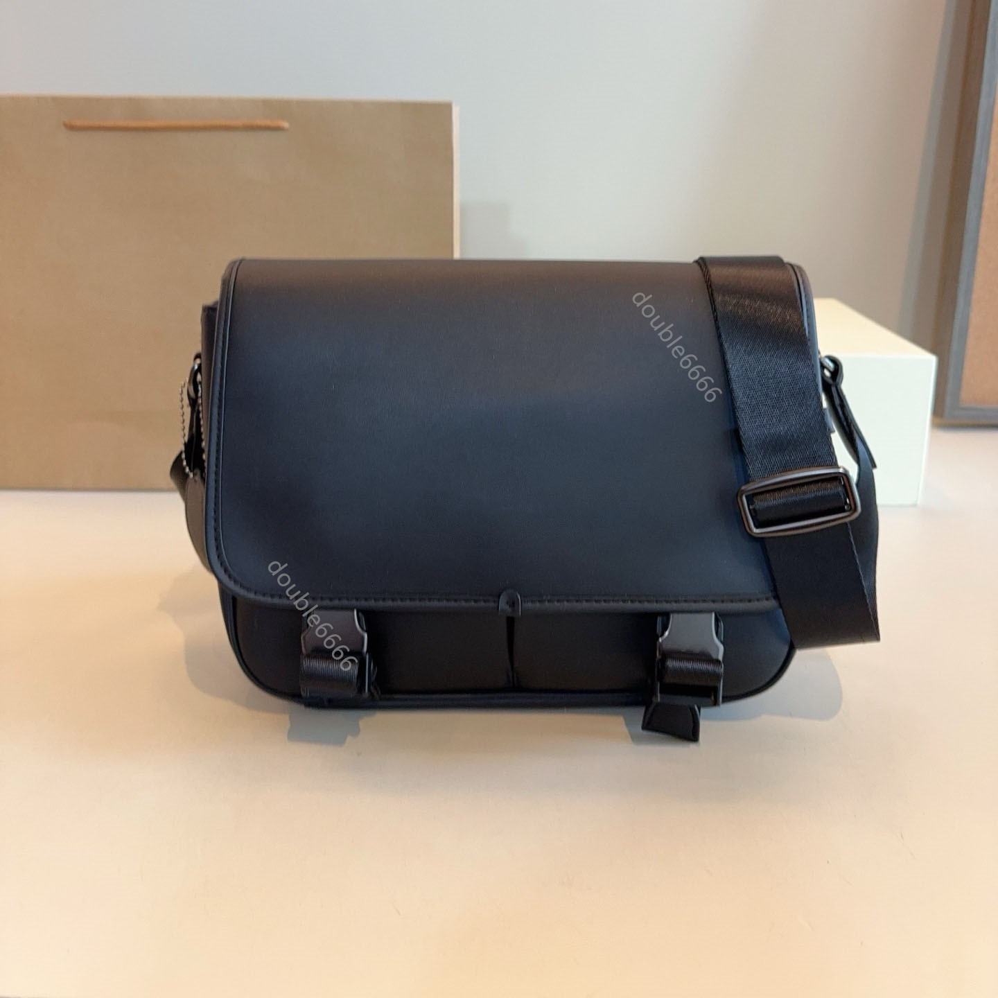 7A quality Designer New Men's Casual Commuter Business Crossbody Bag man Messenger Shoulder Bag Luxury phone bag postman bag chest bag travel bag Office bag