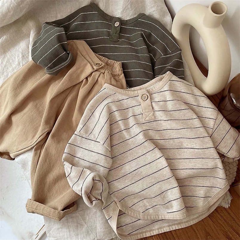 Clothing Sets Fashion Striped Print Kids Baby Clothes Cotton Long Sleeve T Shirts Boys and Girls Tops Autumn 230724