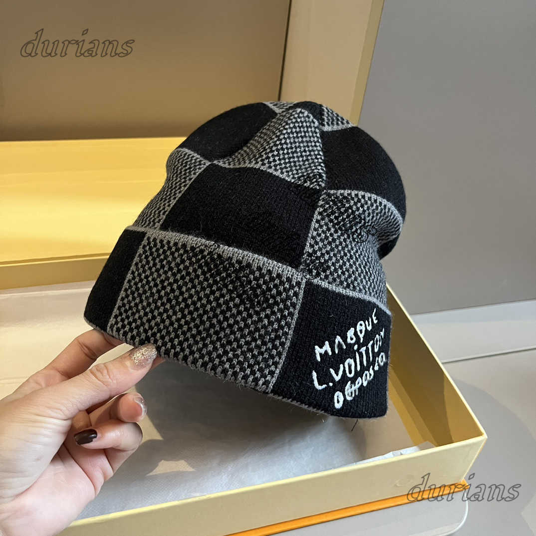 Beanie/Skull Caps Fashion womens beanie Cashmere hat Thermal hat casquette Luxury Designer soft hat plaid winter hat Mens trucker hat