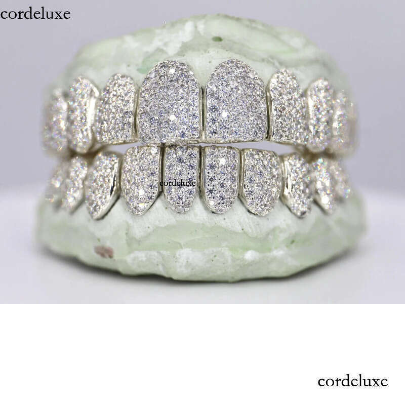 Vvs Moissanite Iced Out Sier Custom Made Gold Teeth Hip Hop Round Brilliant Cut Dia Grillz With Mold Kit f2