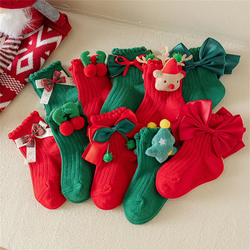 FOCUSNORM 0-12Y Christmas Children and Girls Ankle Socks 5 pairs/set Cute Christmas Plush Balls/Deer Rib Floor Socks 241118