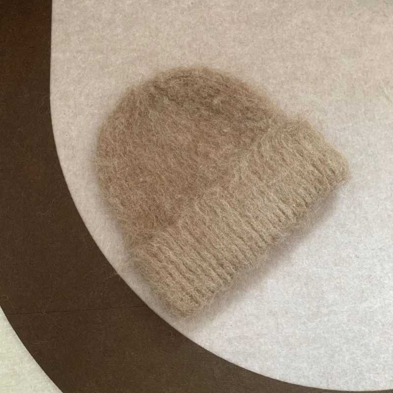 Korean Style Wool Blend Brushed Knitted Cold Hat Women Men Causal Solid Woolen Beanie Fashion Warm Soft Skullies Cap Female Male L250925Y3MB