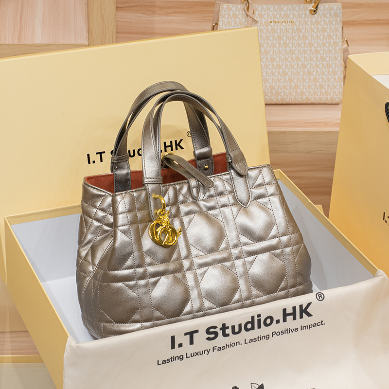 LORDLY KNACK designer bag light luxury genuine leather New autumn and winter diamond patterned handbag with large capacity and fashionable tote bag fo